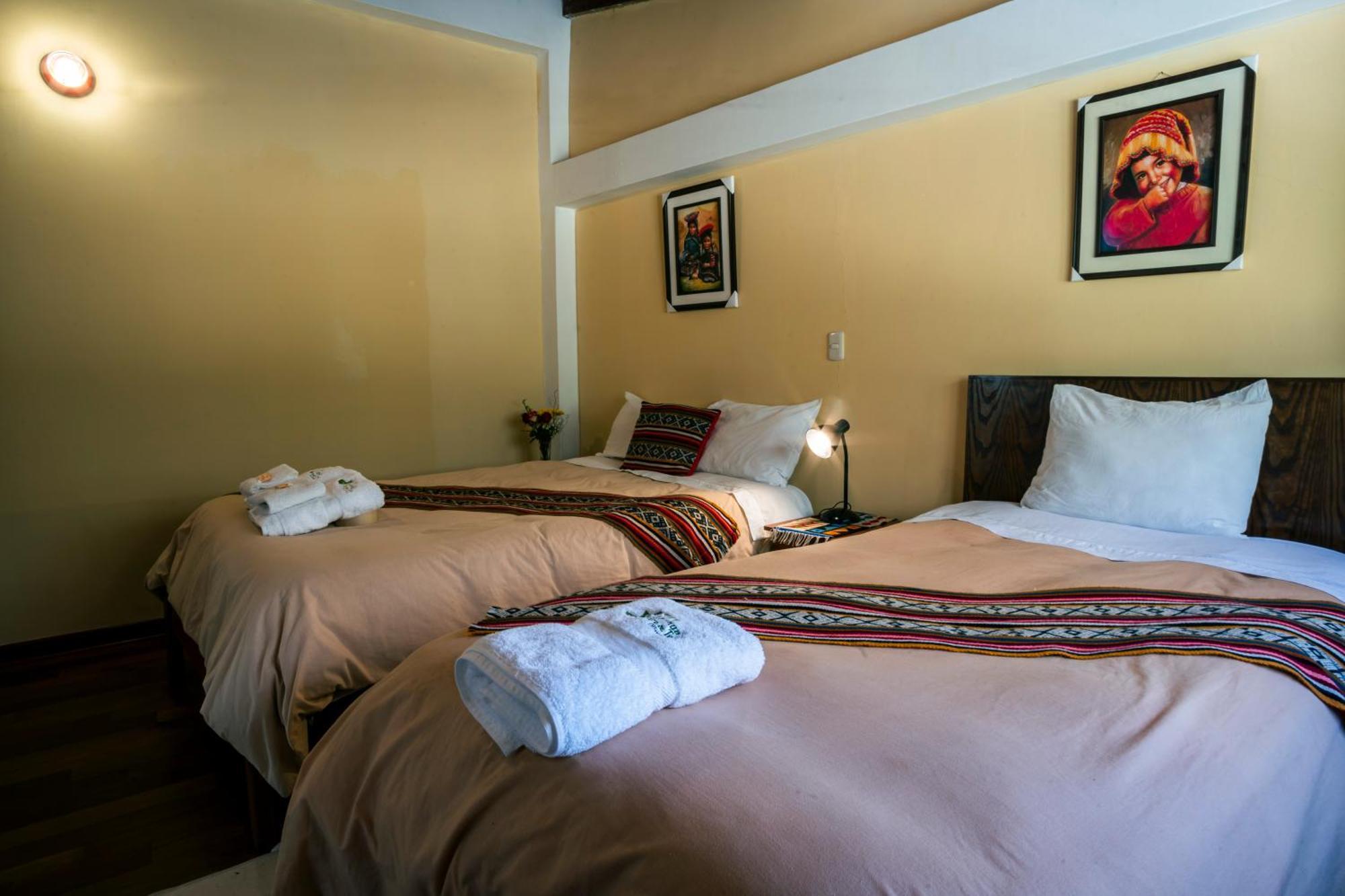 Peru Quechua's Riverside Lodge *