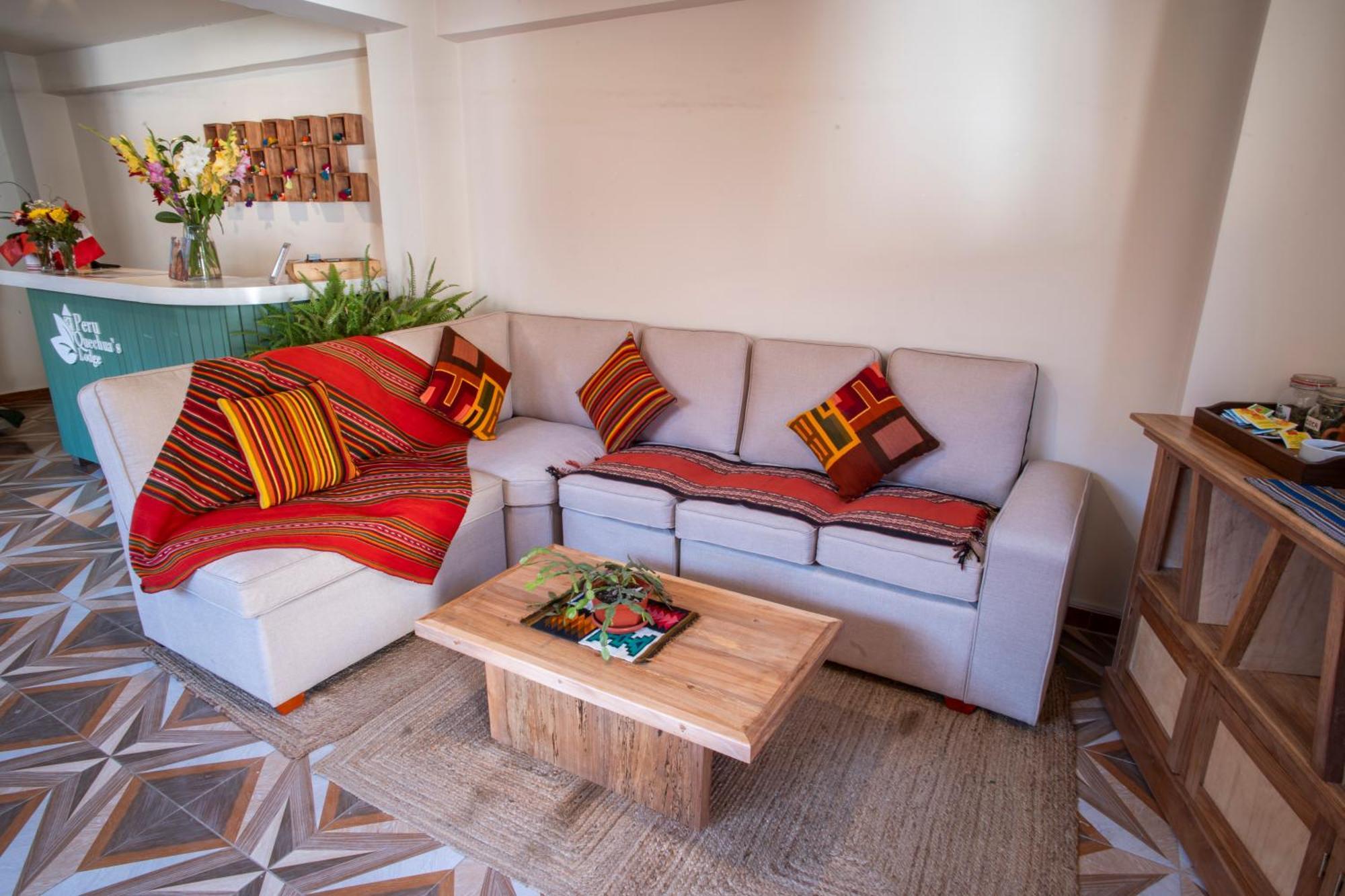 Peru Quechua's Riverside Lodge *